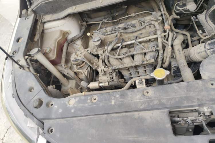 Used FORTHING SX6 2016 1.6L Manual Luxury Model Engine Bay Right