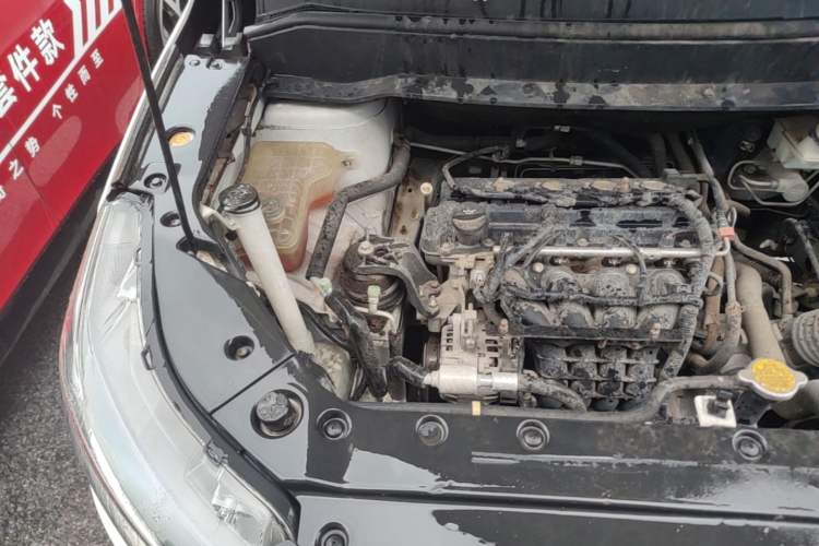 Used FORTHING SX6 2016 1.6L Manual Luxury Model Engine Bay Right