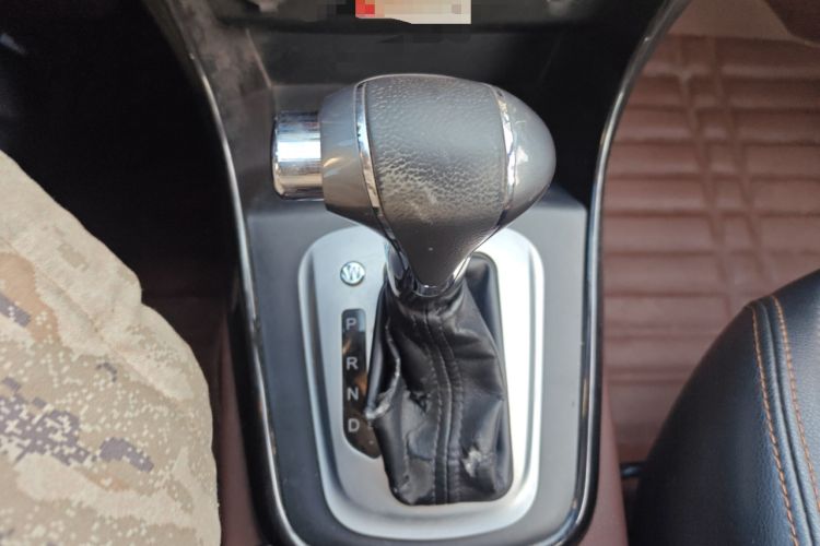 Used FORTHING SX6 2016 1.6L CVT Deluxe Model Gear Lever