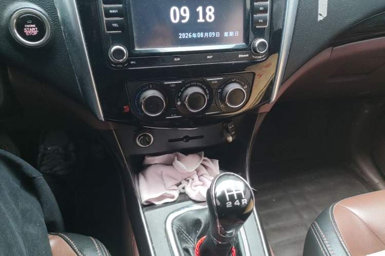 Used FORTHING SX6 2016 1.6L Manual Luxury Model Gear Lever