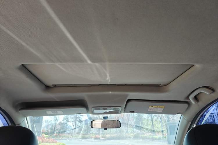 Used FORTHING SX6 2016 1.6L CVT Luxury Model Headliner