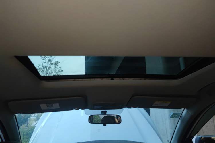 Used FORTHING SX6 2016 1.6L CVT Luxury Model Headliner