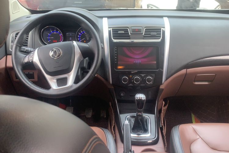 Used FORTHING SX6 2016 1.6L Manual Luxury Model Interior 3