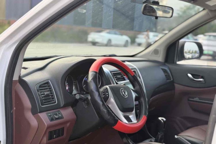 Used FORTHING SX6 2016 1.6L Manual Luxury Model Interior 5