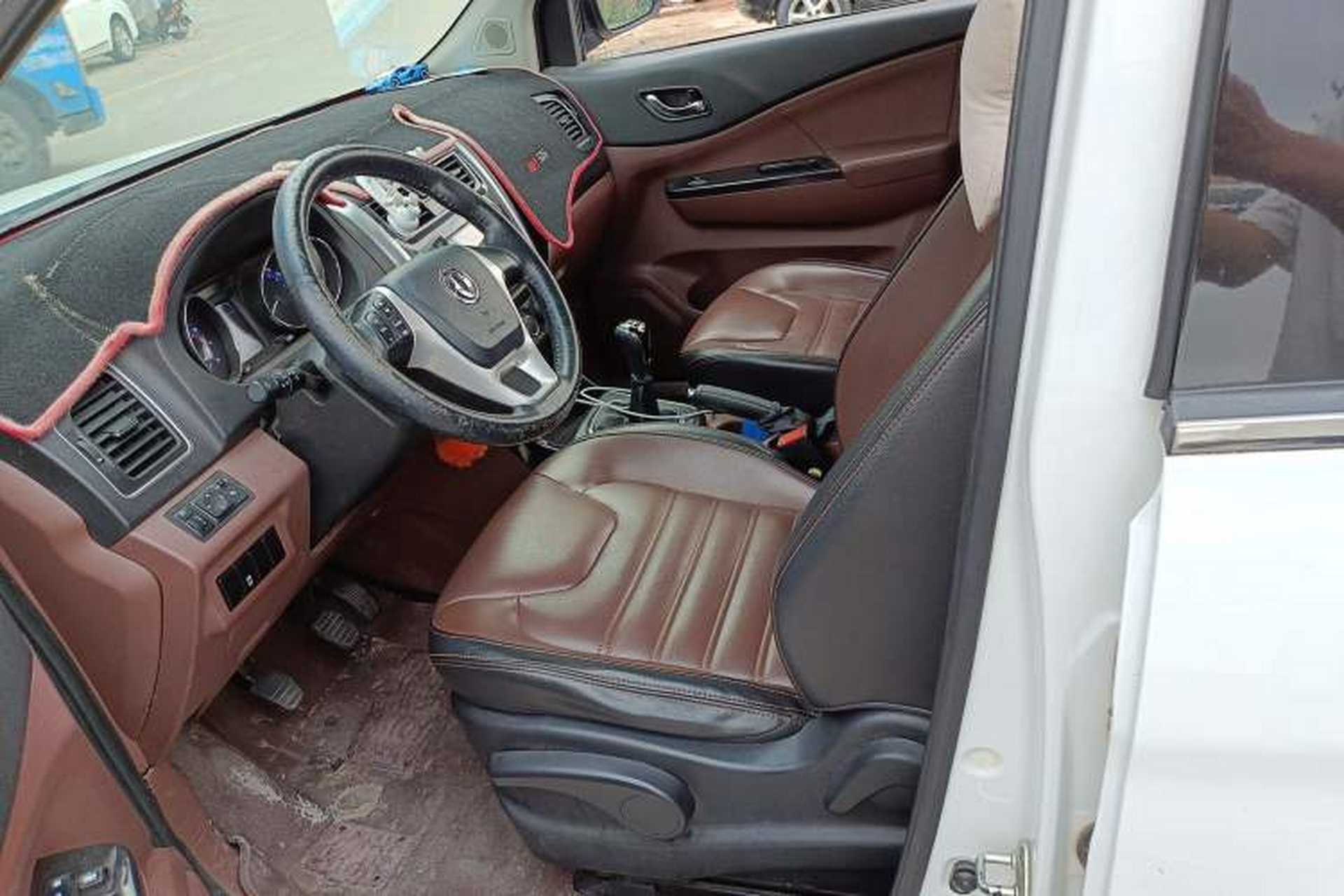 Used FORTHING SX6 2016 1.6L Manual Luxury Model Left Front Seat