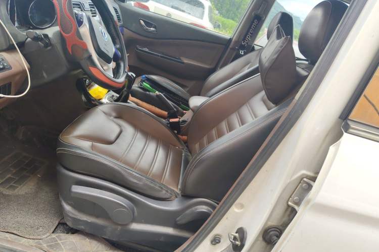 Used FORTHING SX6 2016 1.6L Manual Luxury Model Left Front Seat
