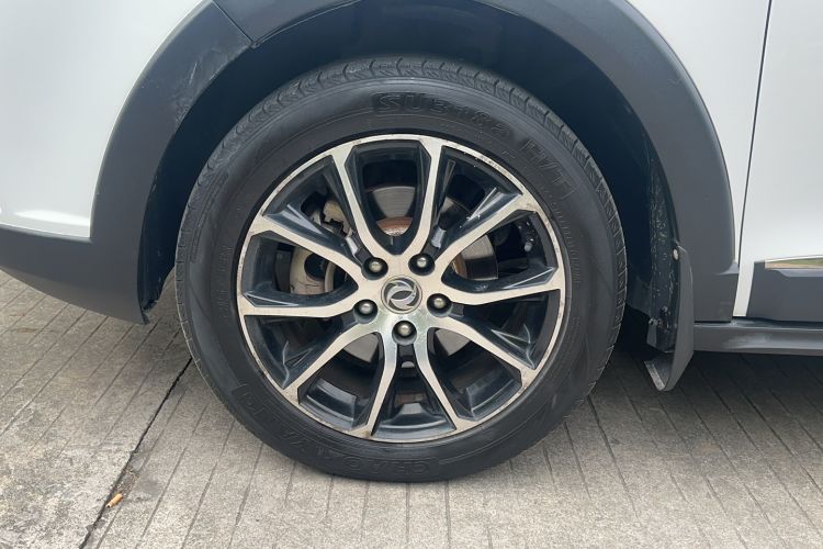 Used FORTHING SX6 2016 1.6L Manual Elite Model Left Front Wheel Hub