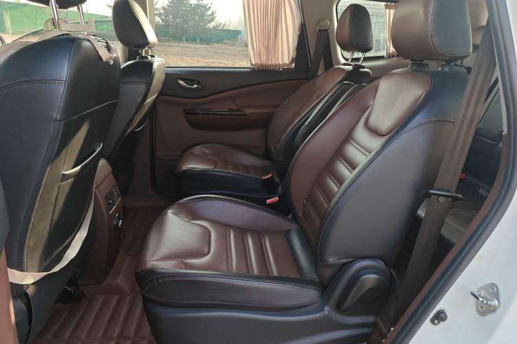 Used FORTHING SX6 2016 1.6L CVT Deluxe Model Left Rear Seat