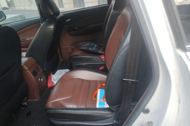 Used FORTHING SX6 2016 1.6L CVT Luxury Model Left Rear Seat