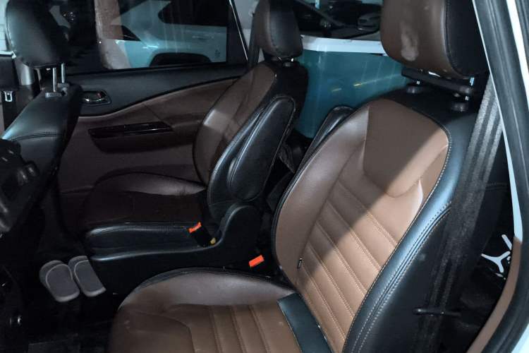Used FORTHING SX6 2016 1.6L Manual Luxury Model Left Rear Seat