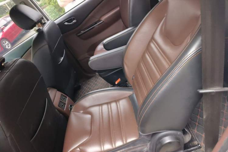 Used FORTHING SX6 2016 1.6L CVT Luxury Model Left Rear Seat