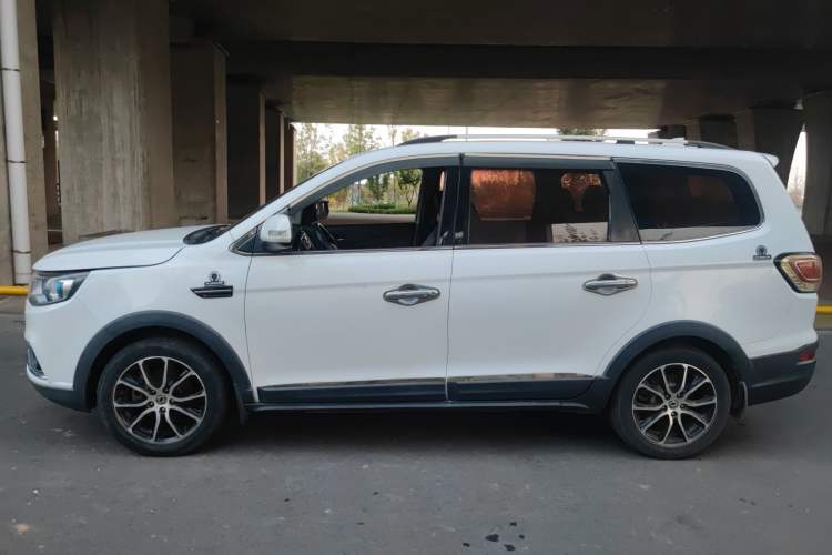 Used FORTHING SX6 2016 1.6L CVT Luxury Model Left Side