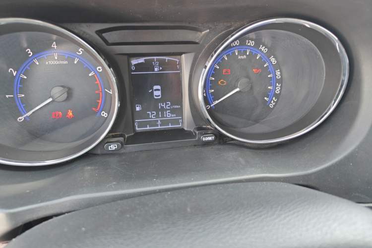 Used FORTHING SX6 2016 1.6L Manual Luxury Model Odometer Close Up
