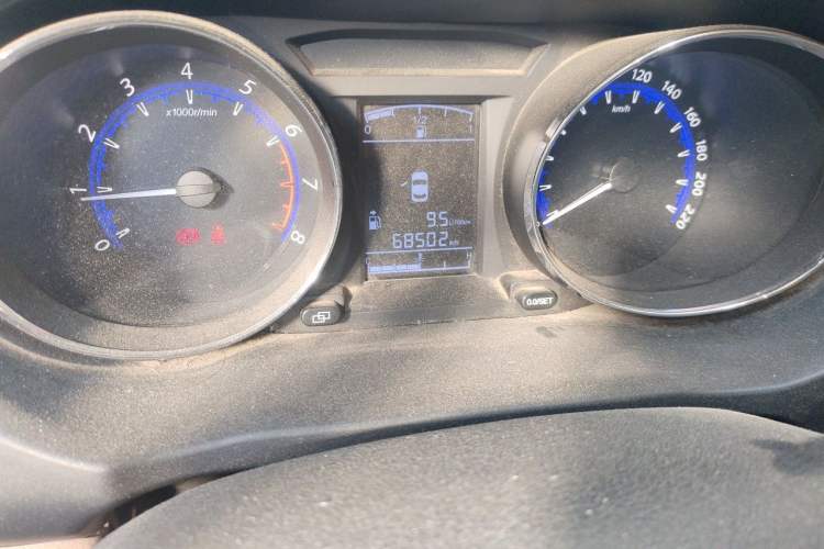 Used FORTHING SX6 2016 1.6L Manual Luxury Model Odometer Close Up