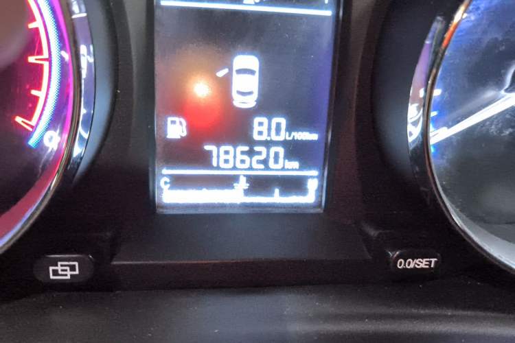 Used FORTHING SX6 2016 1.6L Manual Luxury Model Odometer Close Up