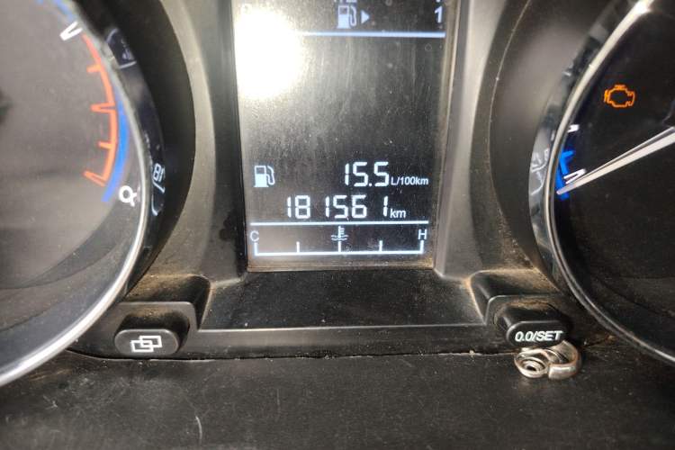 Used FORTHING SX6 2016 1.6L Manual Luxury Model Odometer Close Up
