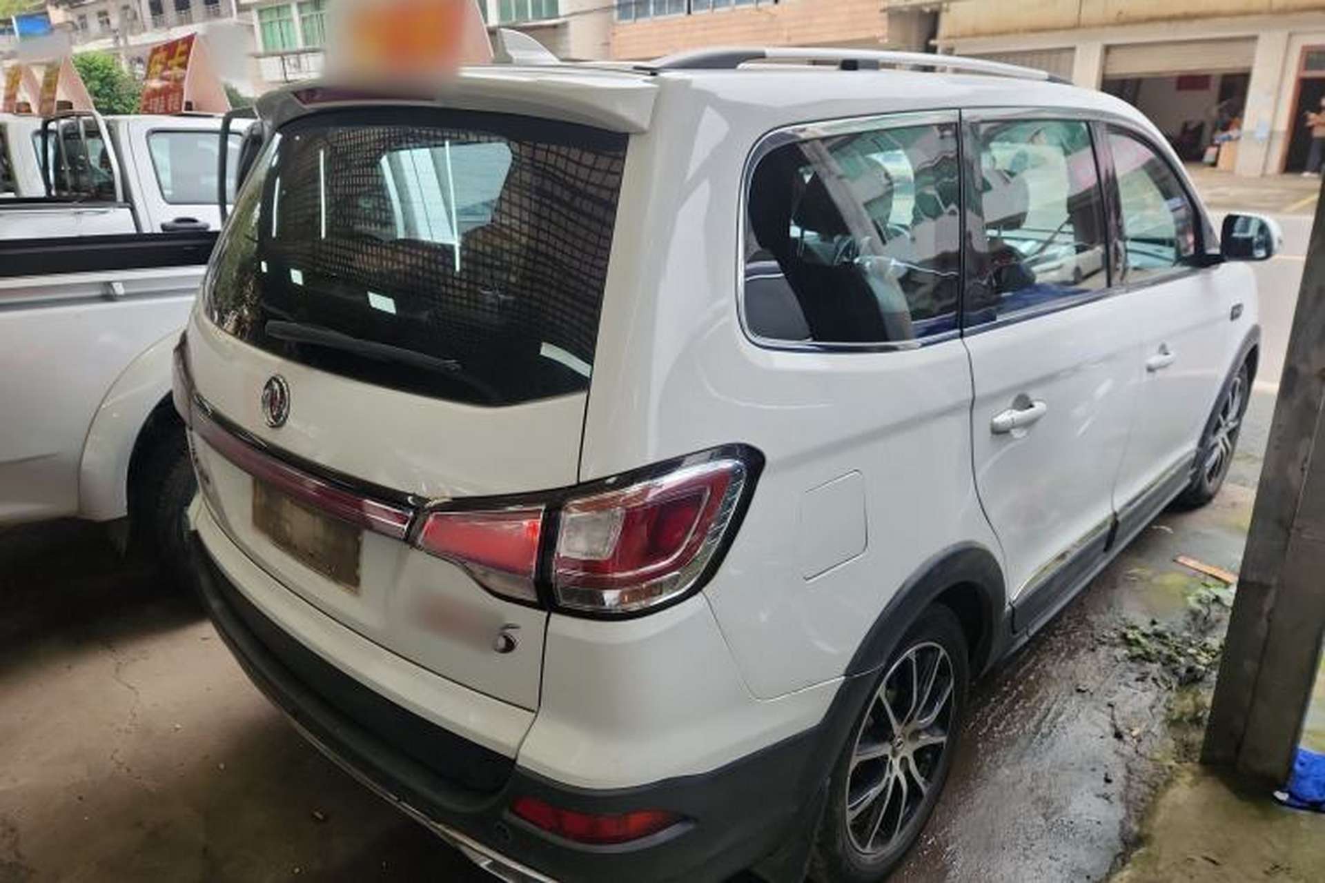 Used FORTHING SX6 2016 1.6L Manual Luxury Model Rear Right 45 Deg