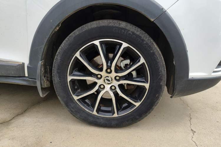 Used FORTHING SX6 2016 1.6L CVT Luxury Model Right Front Wheel Hub