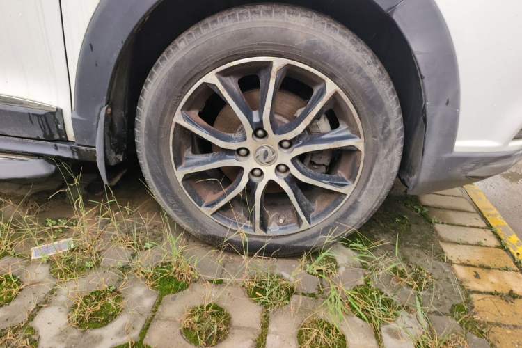 Used FORTHING SX6 2016 1.6L CVT Luxury Model Right Front Wheel Hub