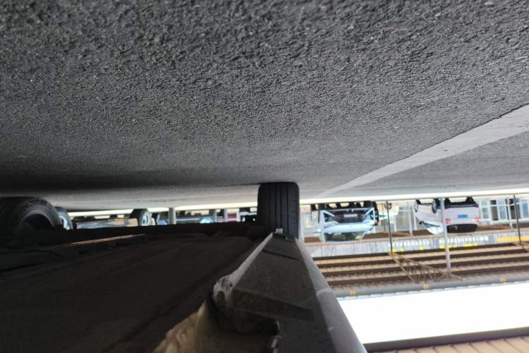 Used FORTHING SX6 2016 1.6L CVT Luxury Model Right Side Sill