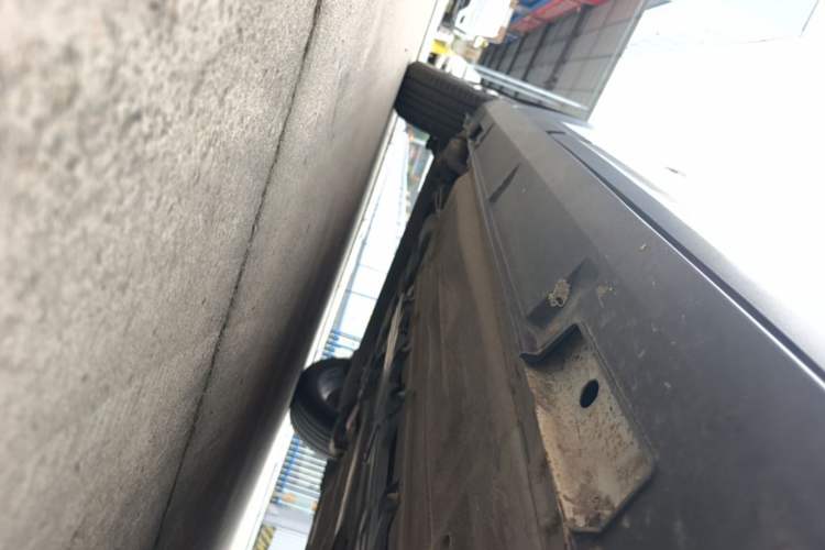 Used FORTHING SX6 2016 1.6L CVT Luxury Model Right Side Sill