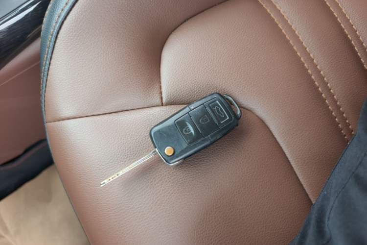 Used FORTHING SX6 2016 1.6L CVT Luxury Model Vehicle Key
