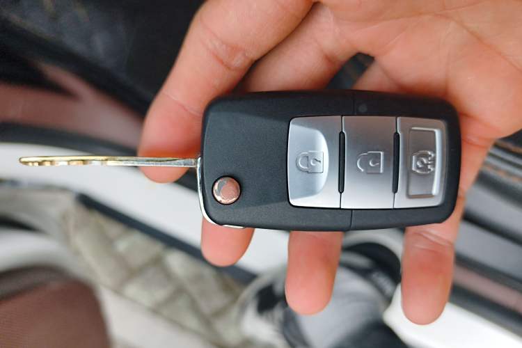 Used FORTHING SX6 2016 1.6L Manual Luxury Model Vehicle Key