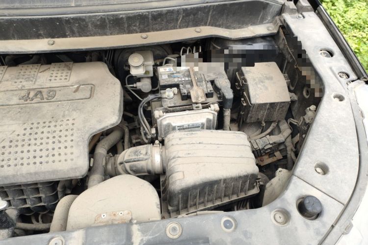 Used FORTHING SX6 2018 1.6L Manual Luxury Model Engine Bay Left