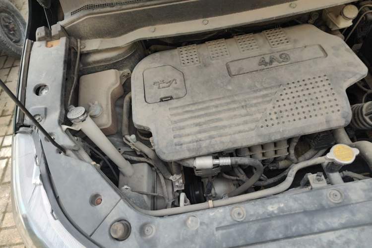 Used FORTHING SX6 2018 1.6L Manual Luxury Model Engine Bay Right