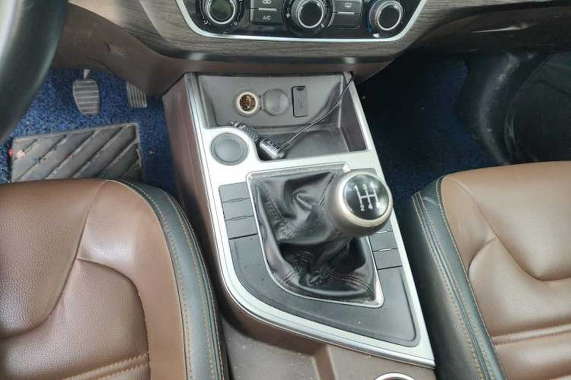 Used FORTHING SX6 2018 1.6L Manual Luxury Model Gear Lever