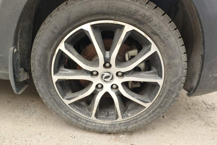 Used FORTHING SX6 2018 1.6L Manual Luxury Model Right Front Wheel Hub