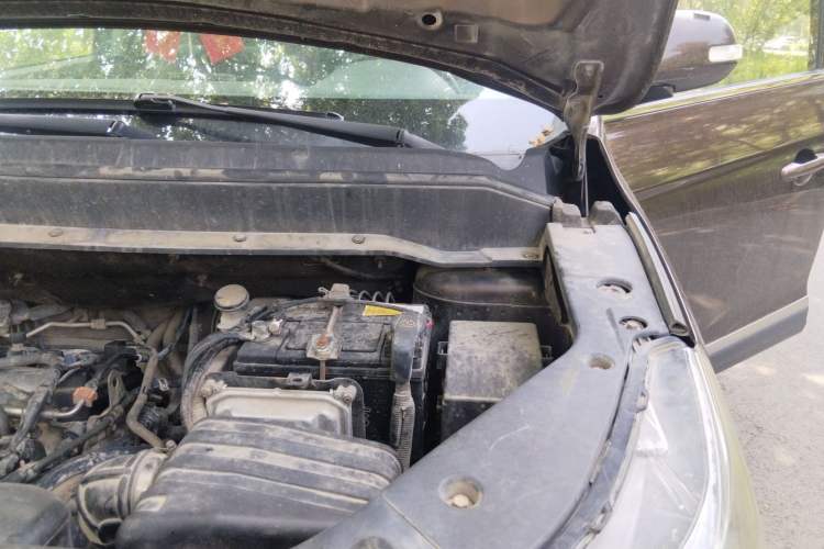 Used FORTHING SX6 2018 1.6L Manual Luxury Model Engine Bay Left