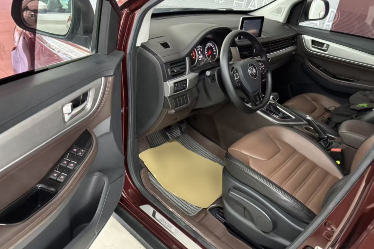 Used FORTHING SX6 2018 1.6L CVT Luxury Model Driver Seat