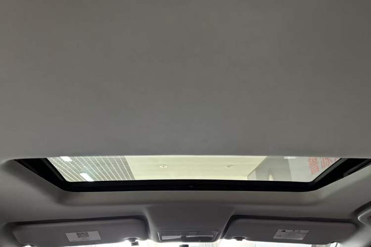 Used FORTHING SX6 2018 1.6L CVT Luxury Model Headliner