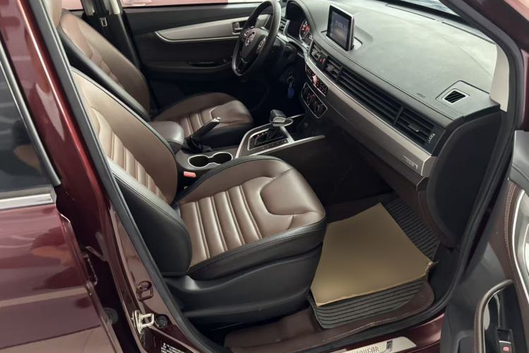 Used FORTHING SX6 2018 1.6L CVT Luxury Model Right Front Seat