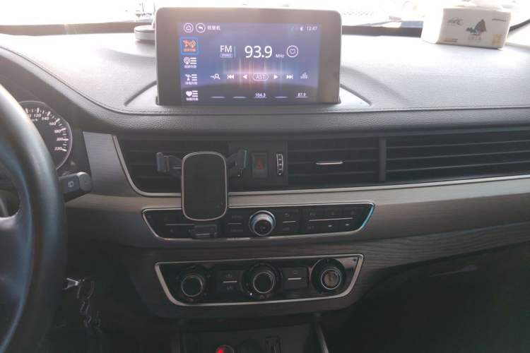 Used FORTHING SX6 2018 1.6L Manual Luxury Model Audio And AC Panel