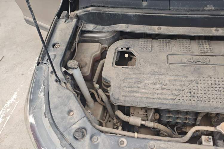 Used FORTHING SX6 2018 1.6L Manual Luxury Model Engine Bay Right
