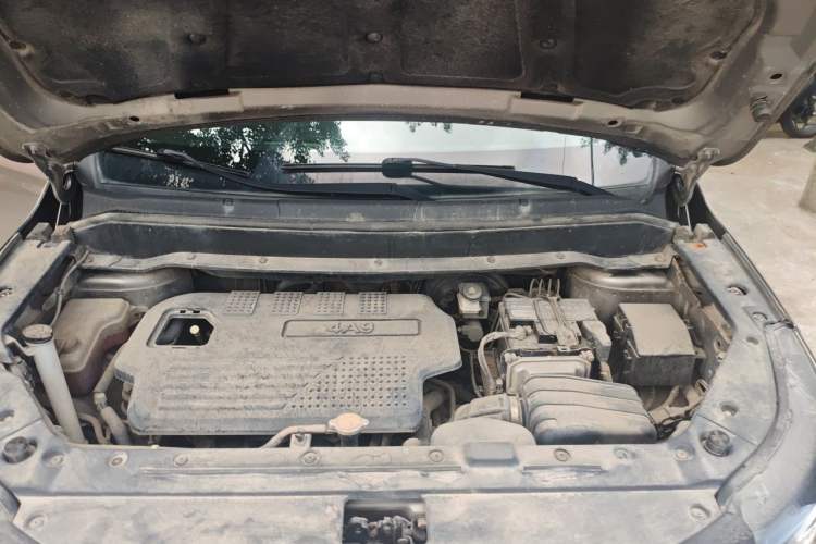 Used FORTHING SX6 2018 1.6L Manual Luxury Model Engine Bay