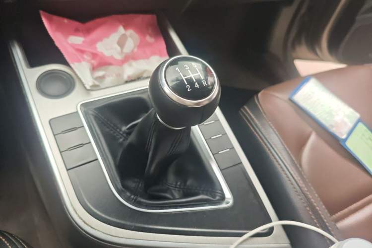 Used FORTHING SX6 2018 1.6L Manual Luxury Model Gear Lever