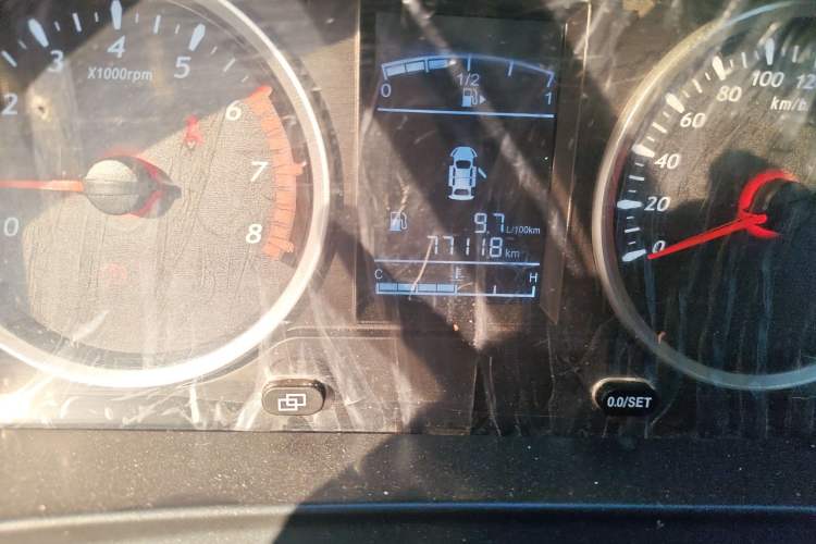Used FORTHING SX6 2018 1.6L Manual Luxury Model Odometer Close Up