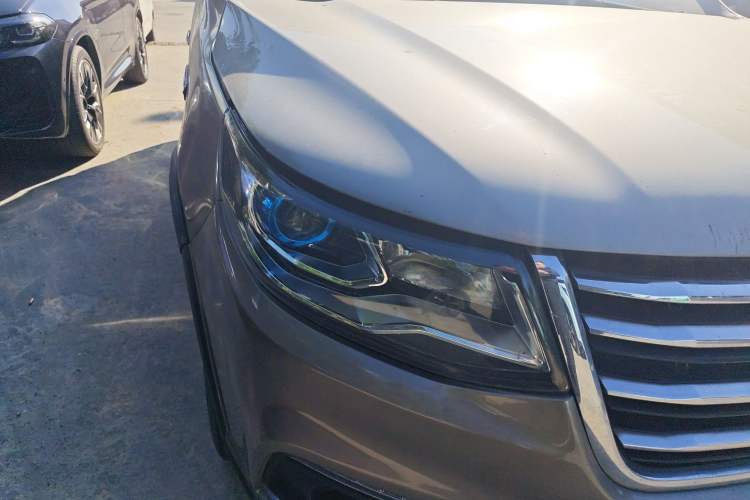 Used FORTHING SX6 2018 1.6L Manual Luxury Model Right Front Headlight