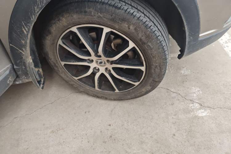 Used FORTHING SX6 2018 1.6L Manual Luxury Model Right Front Wheel Hub