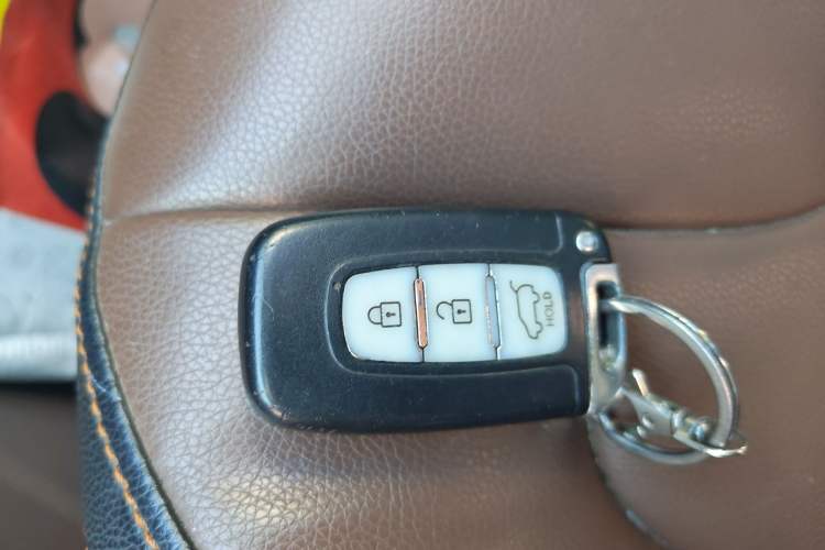 Used FORTHING SX6 2018 1.6L Manual Luxury Model Vehicle Key