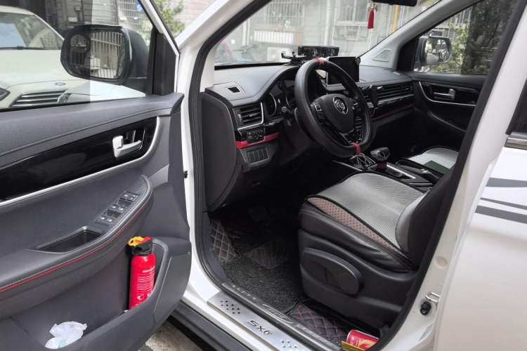 Used FORTHING SX6 2018 1.6L CVT Luxury Model Driver Seat