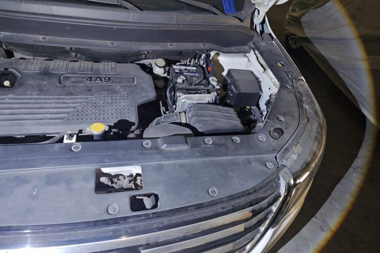 Used FORTHING SX6 2018 1.6L Manual Luxury Model Engine Bay Left