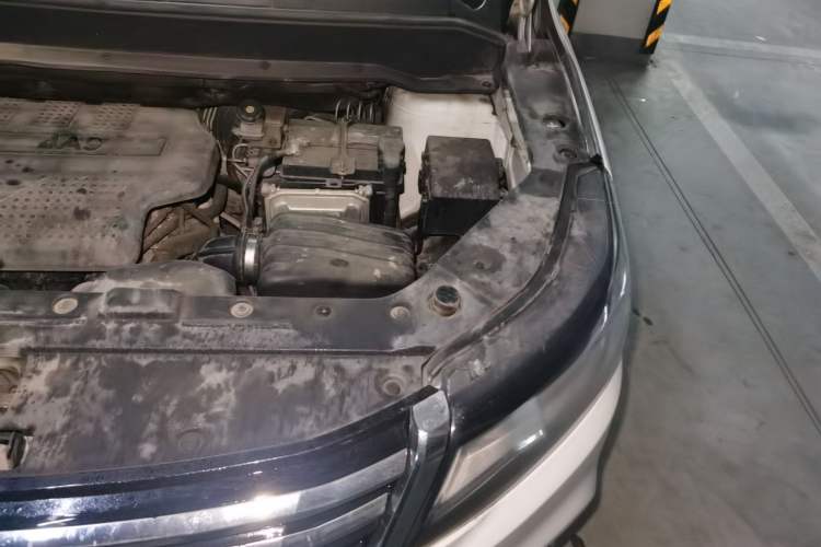 Used FORTHING SX6 2018 1.6L Manual Luxury Model Engine Bay Left