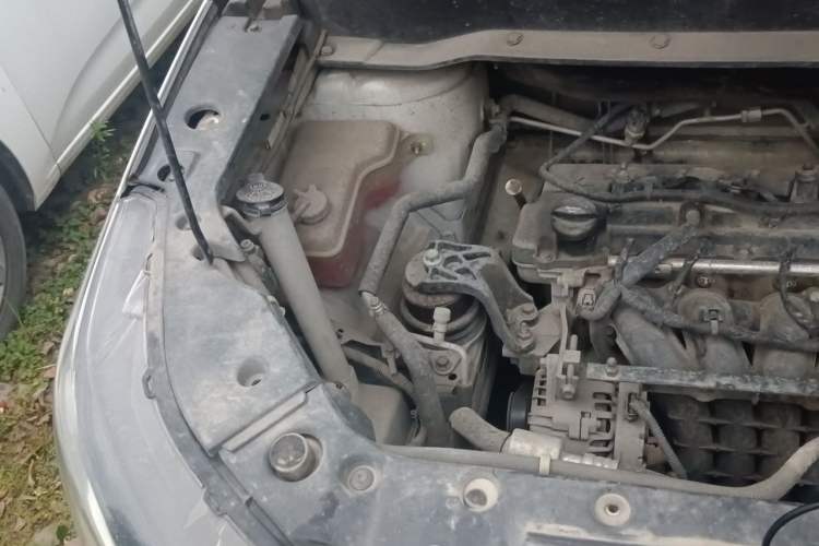 Used FORTHING SX6 2018 1.6L Manual Luxury Model Engine Bay Right