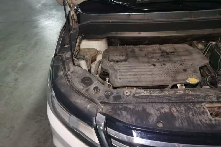 Used FORTHING SX6 2018 1.6L Manual Luxury Model Engine Bay Right