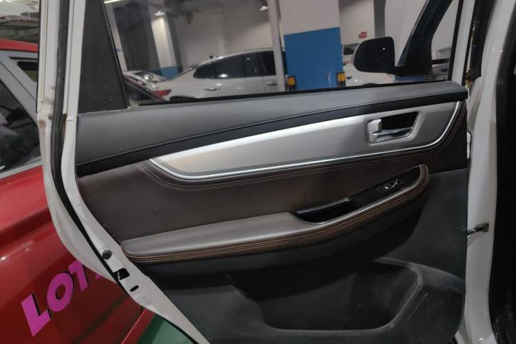 Used FORTHING SX6 2018 1.6L Manual Luxury Model Left Rear Door Interior