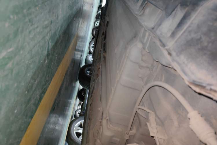Used FORTHING SX6 2018 1.6L Manual Luxury Model Left Side Sill
